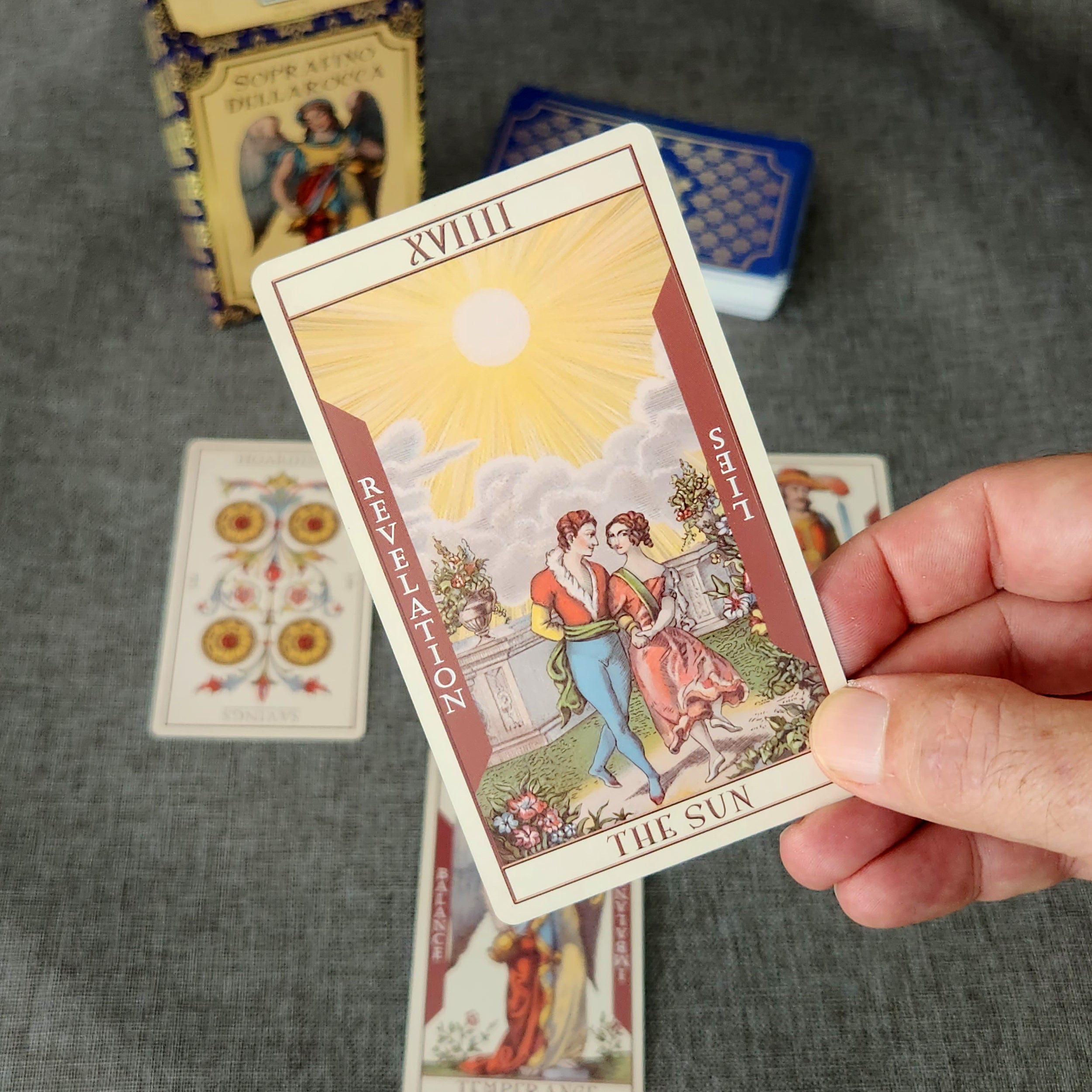 Soprafino Dellarocca Tarot