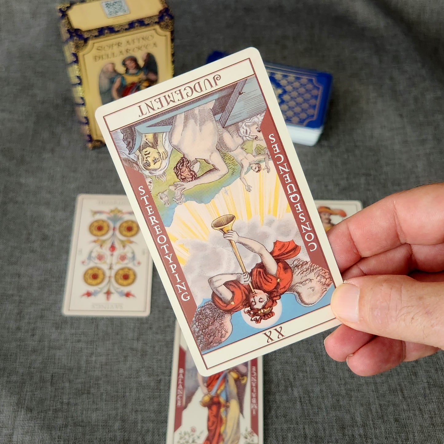 Soprafino Dellarocca Tarot